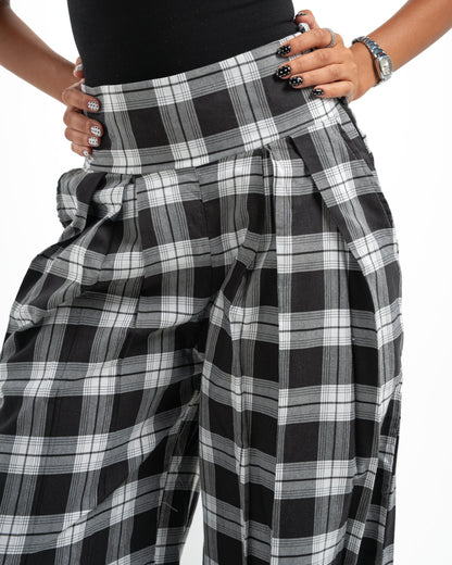 White x Black Plaid Pants